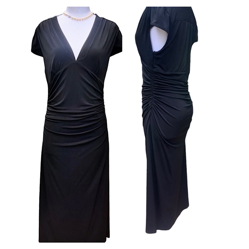 LAUNDRY by SHELLI SEGAL Black V-Neck Ruche Dress. LBD. NEVER WORN.